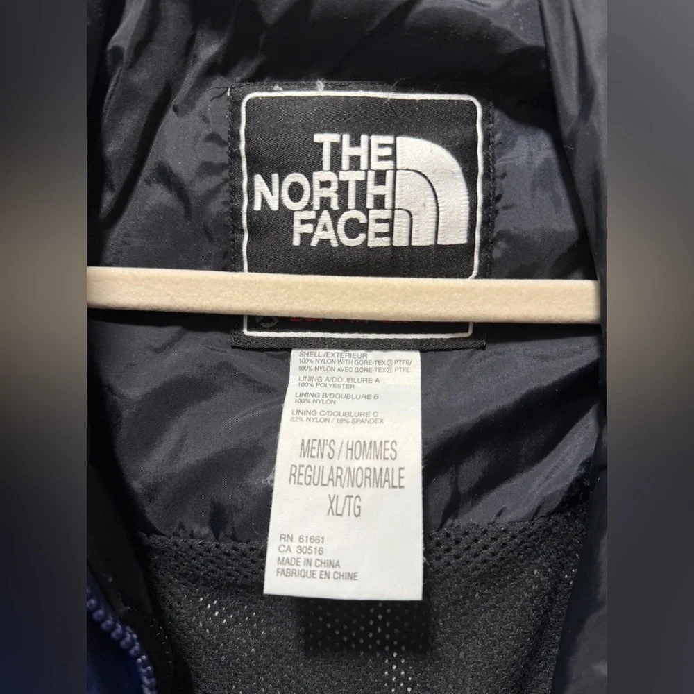 The North Face Men’s Summit Series GORE-TEX® Jacket-Vintage - Picture 11 of 15